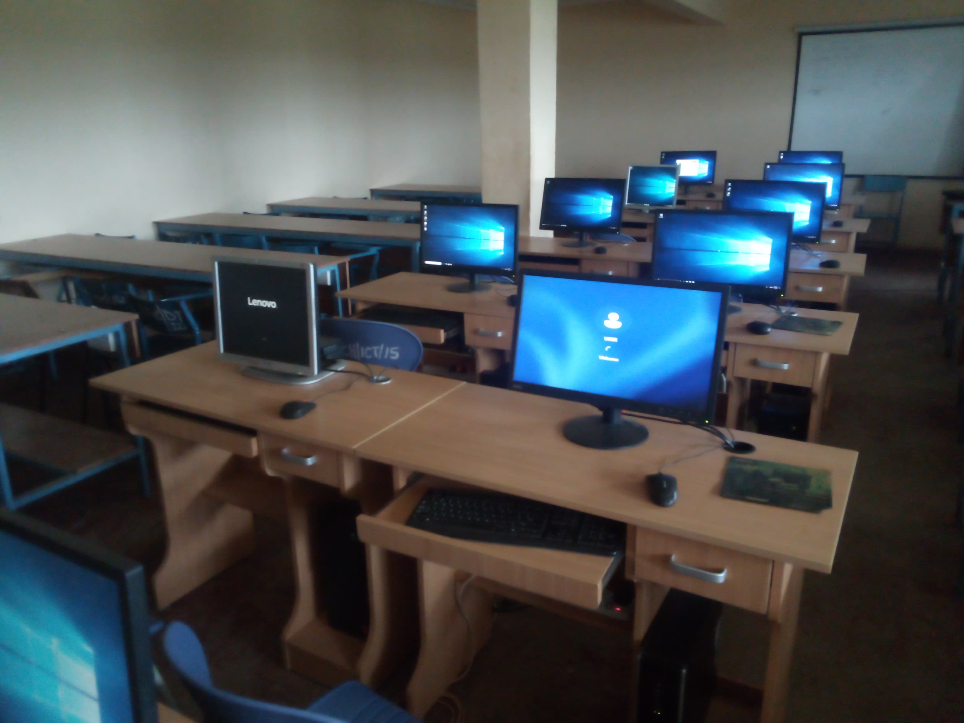 State-of-the-art Computer Laboratory